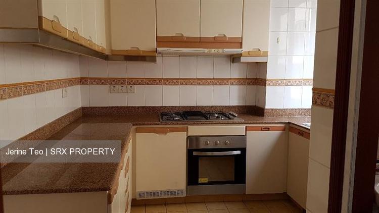 Dmanor (D16), Terrace #210877631